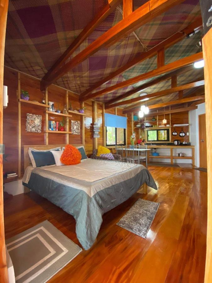 Chue&Larry'S Beachside Homestay Libagon Zewnętrze zdjęcie