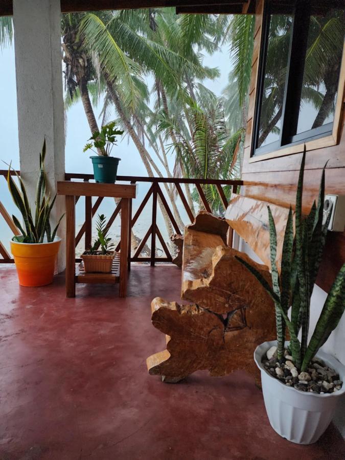 Chue&Larry'S Beachside Homestay Libagon Zewnętrze zdjęcie